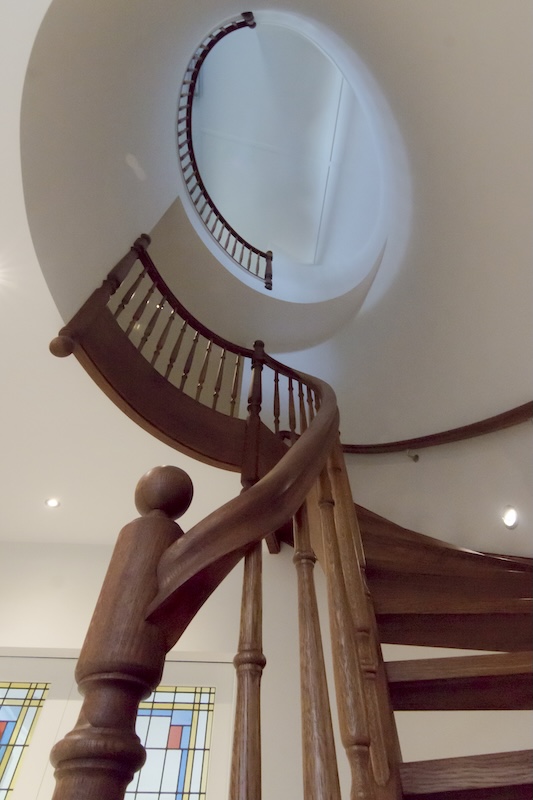 klassieke trap,oudenhoven trappen,Etten-Leur,samenwerking,trappenmakerij wim van loon,nieuwe vestiging,nederland
